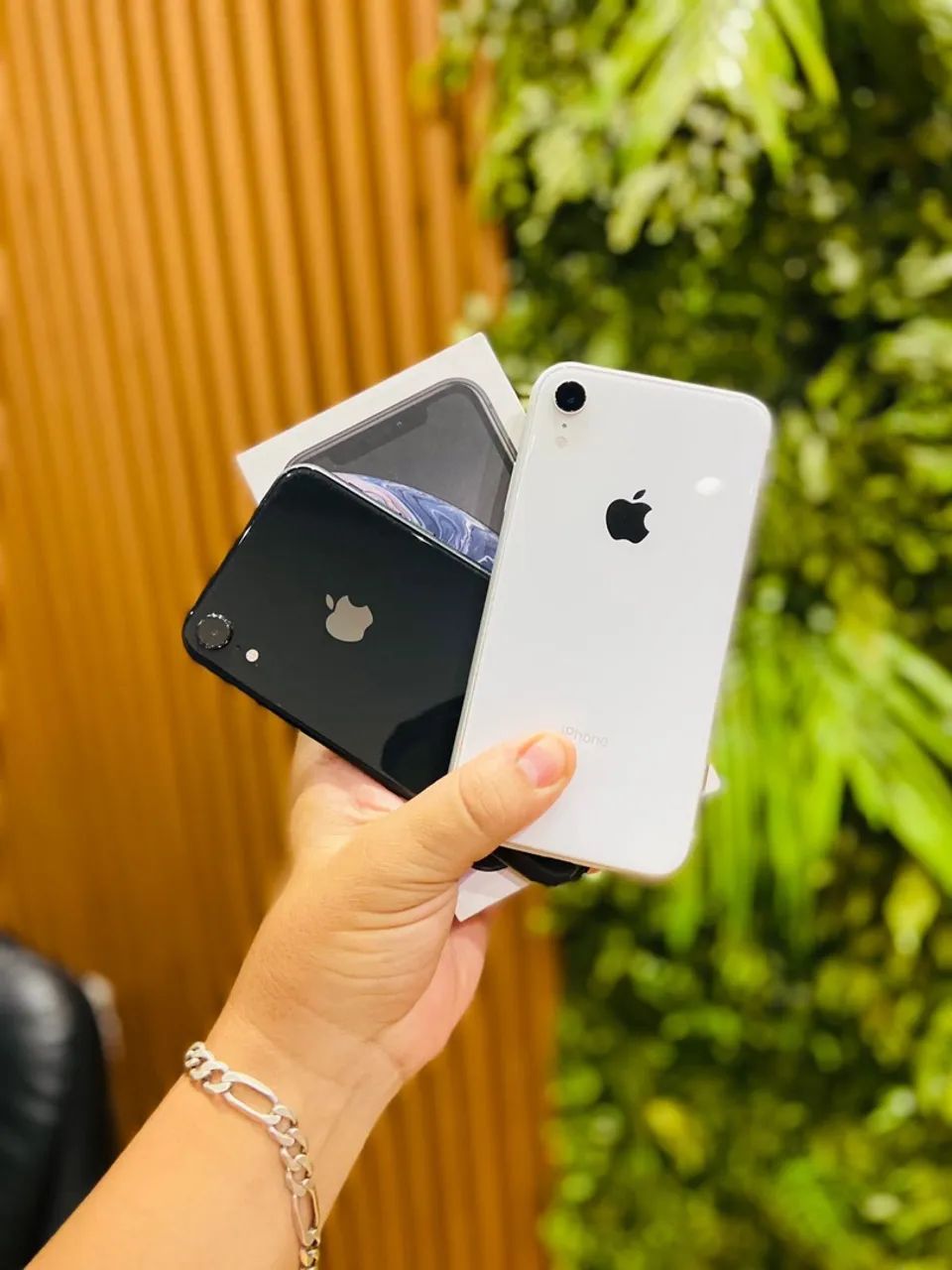 iPhone XR com menor preço e garantia - sucesso é aqui  - Foto 3