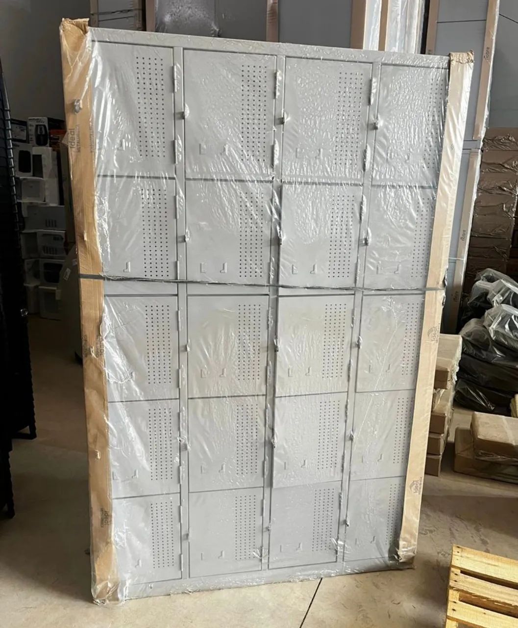 Armários de Aço Roupeiro de aço- Atacado e Varejo | Todos os Modelos à Pronta Entrega<br>