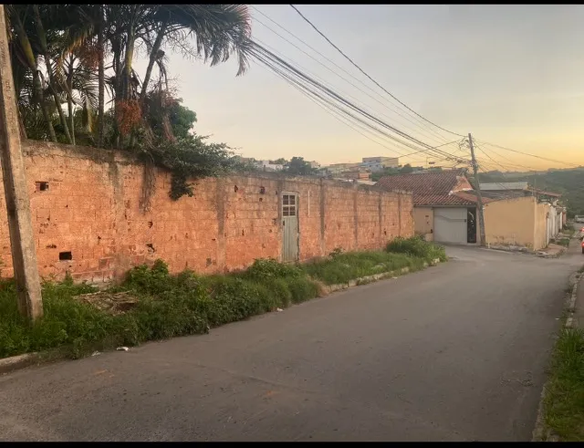 Lote fora do condomínio!