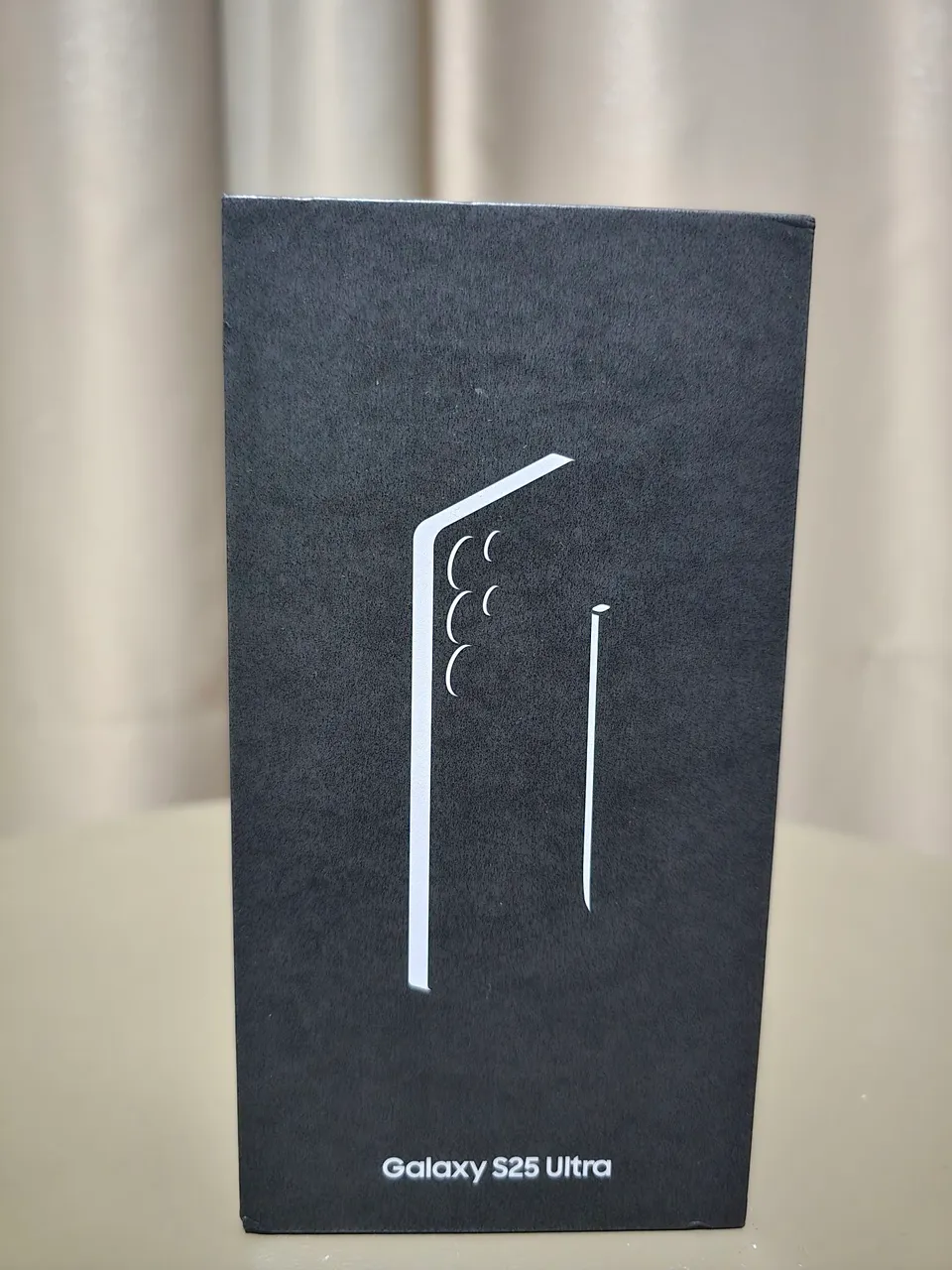 SAMSUNG GALAXY S 25 ULTRA 12 GG RAM , 256 GG MEMÓRIA