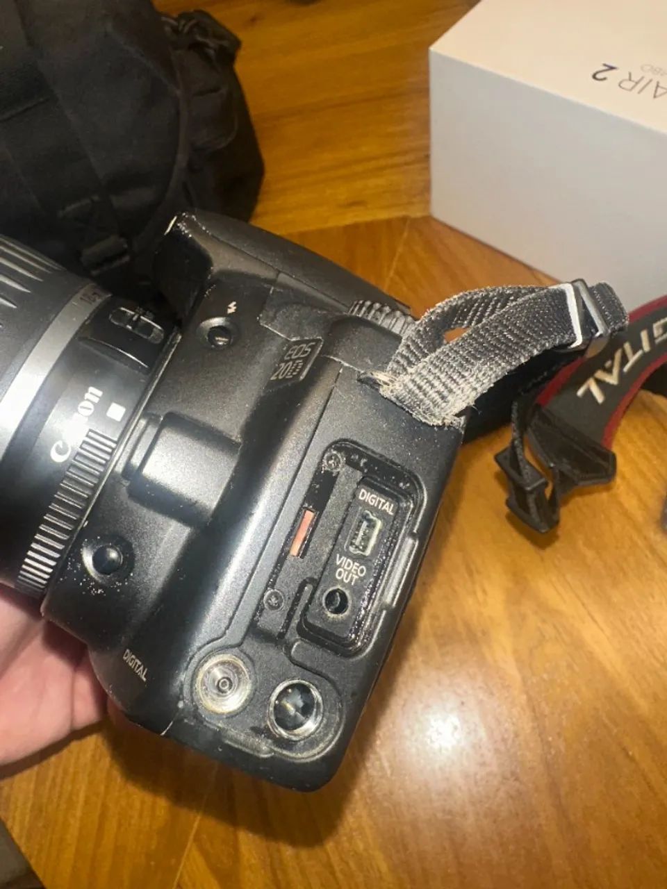 Canon EOS 20D + Lente 18-55mm - DSLR Clássica e Robusta  - Foto 4