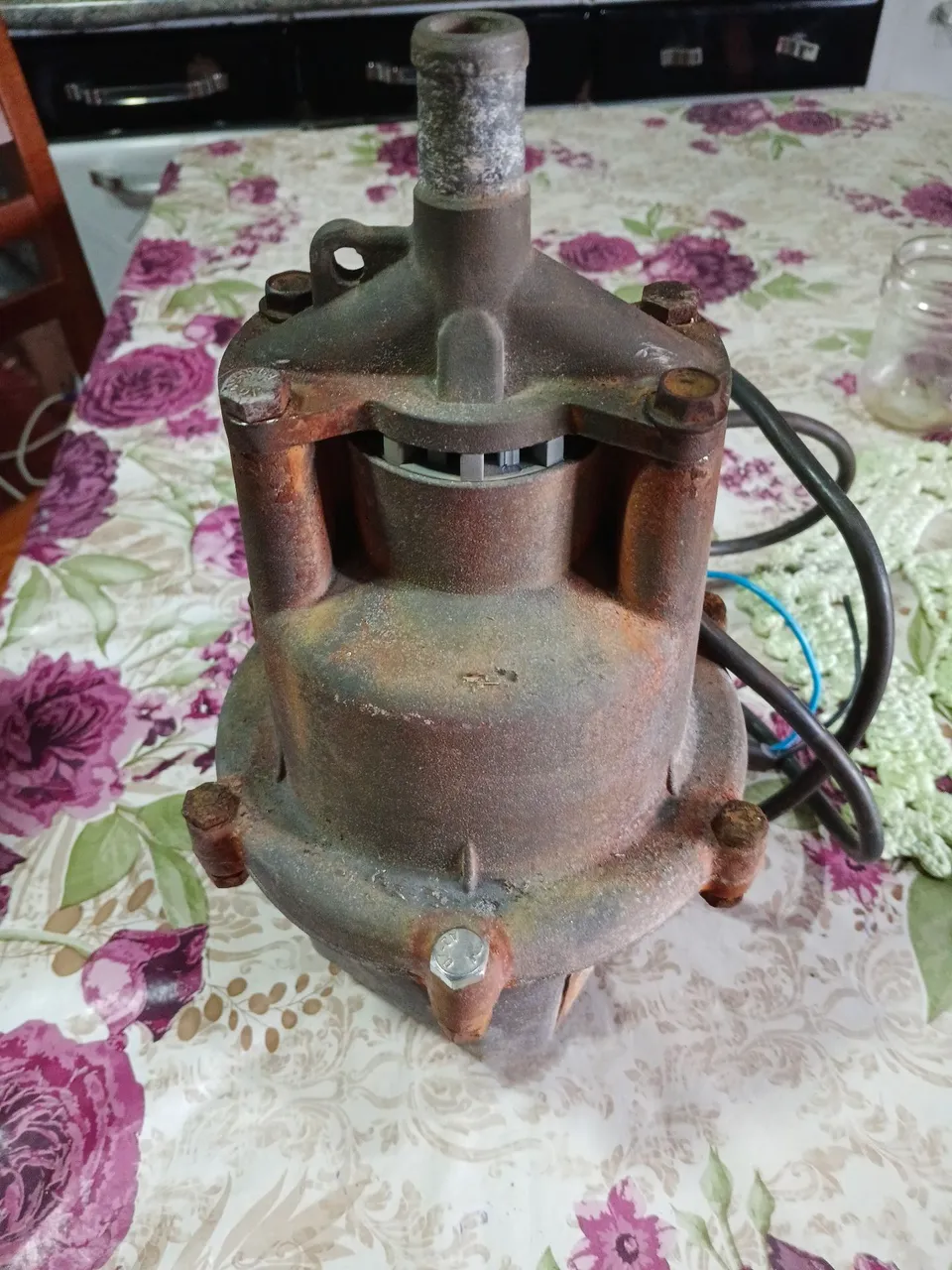 Bomba submersa