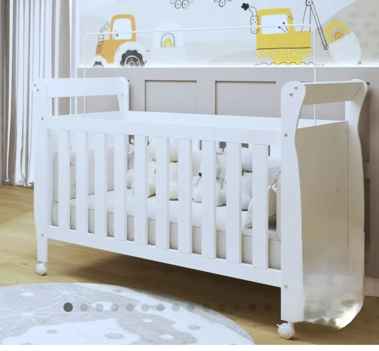Berço Branco Seguro e Confortável