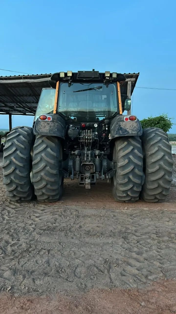 trator valtra Bh210i - Foto 5