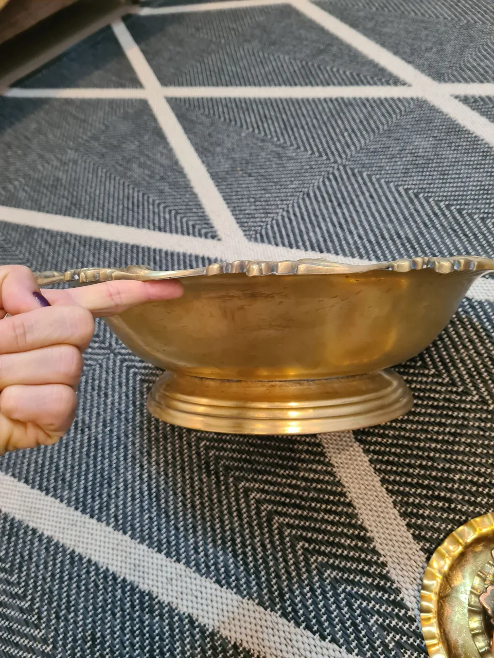 Fruteira de bronze