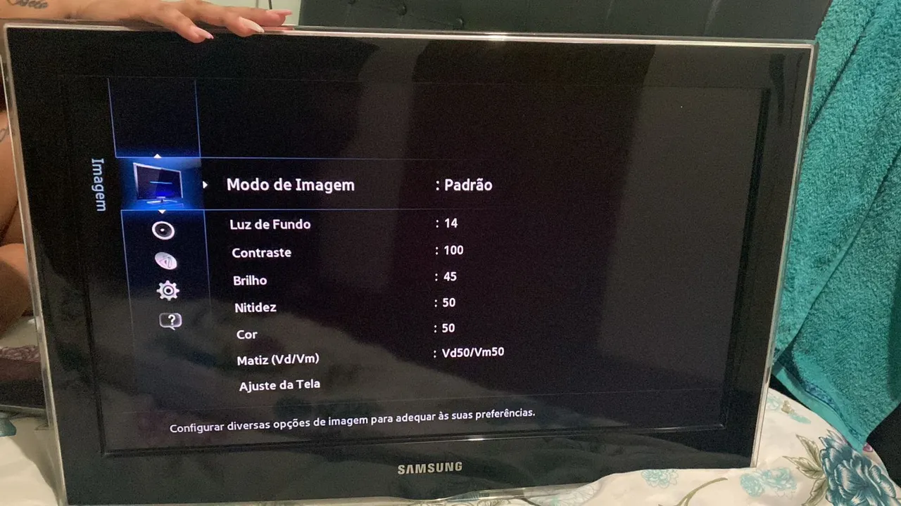 TV Samsung 32 polegadas com Menu