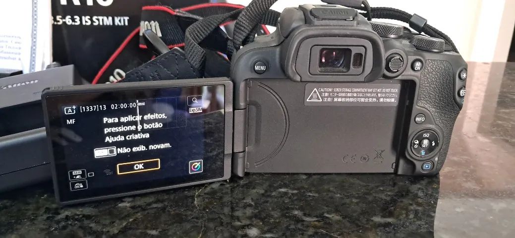 Kit completo Canon R10 na garantia + bateria extra + adaptador de lente EF/RF + case novo - Foto 5
