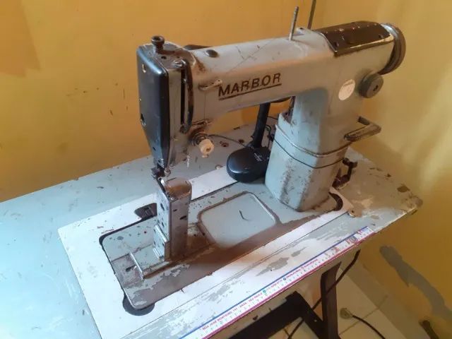 Maquina de costura Industrial (coluna) - Foto 4