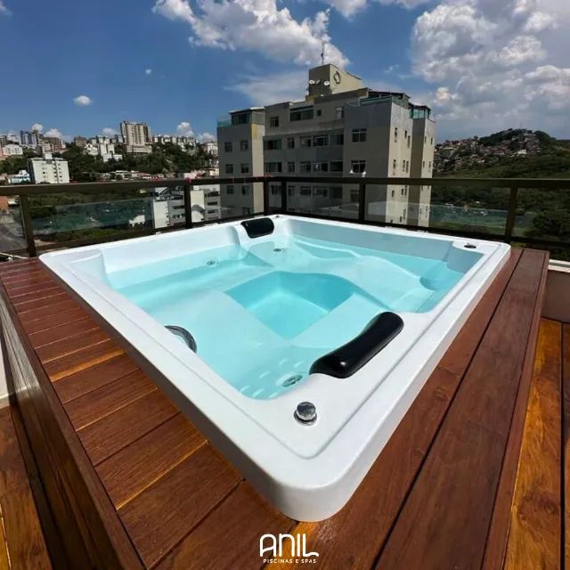 Spa 4 pessoas + bomba e aquecedor - Primeira linha 