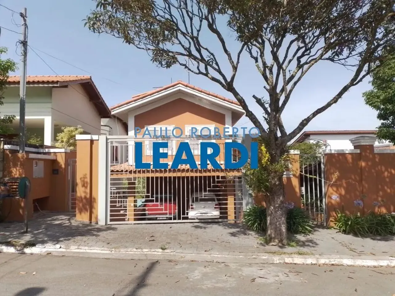 CASA EM CONDOMÍNIO - GRANJA VIANA - SP