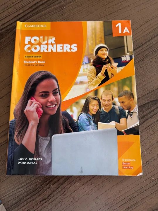 Livro students four corners Cambridge 1A