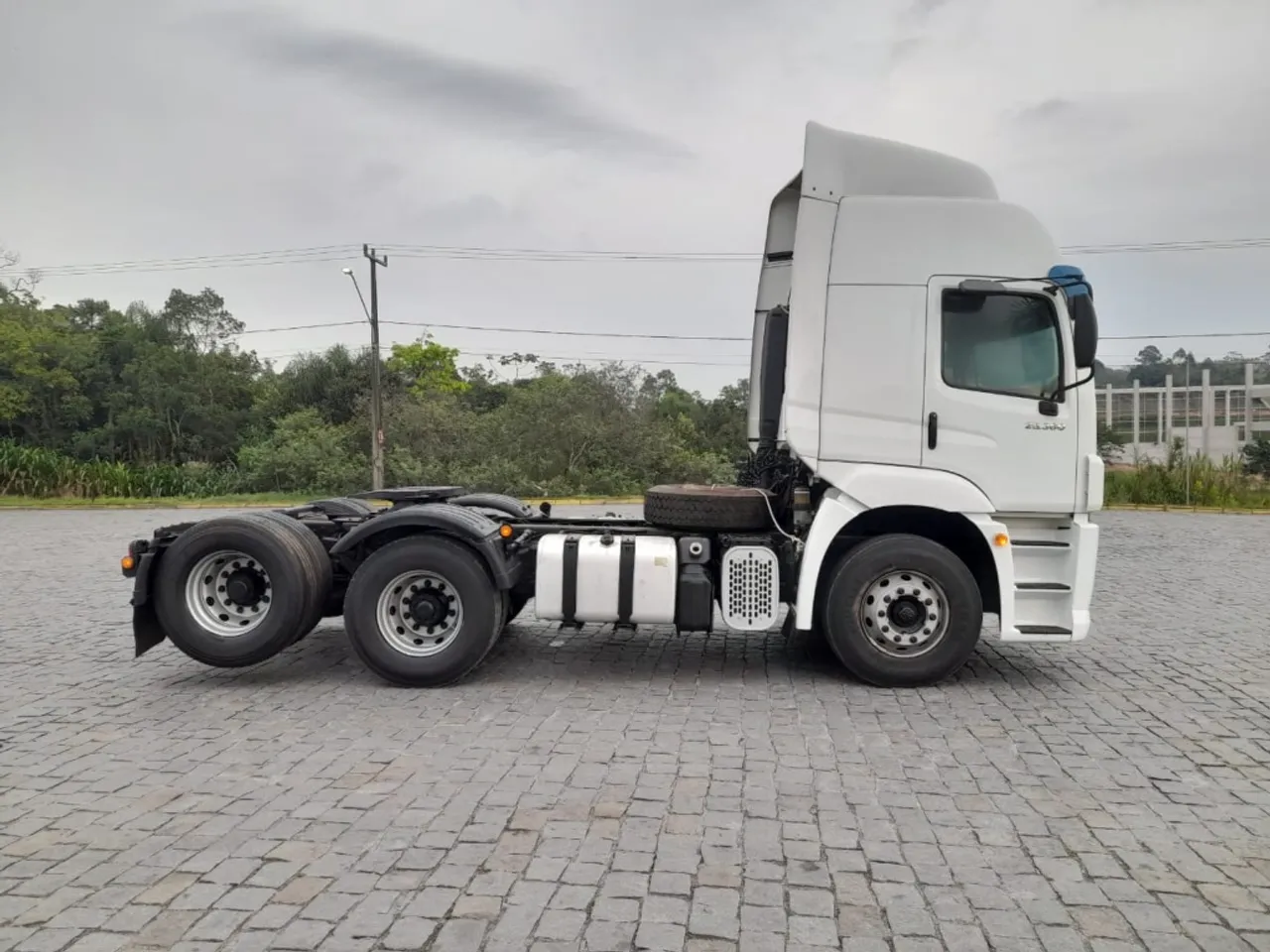 Volkswagen 25.360 2023- Perfeito para puxar sider