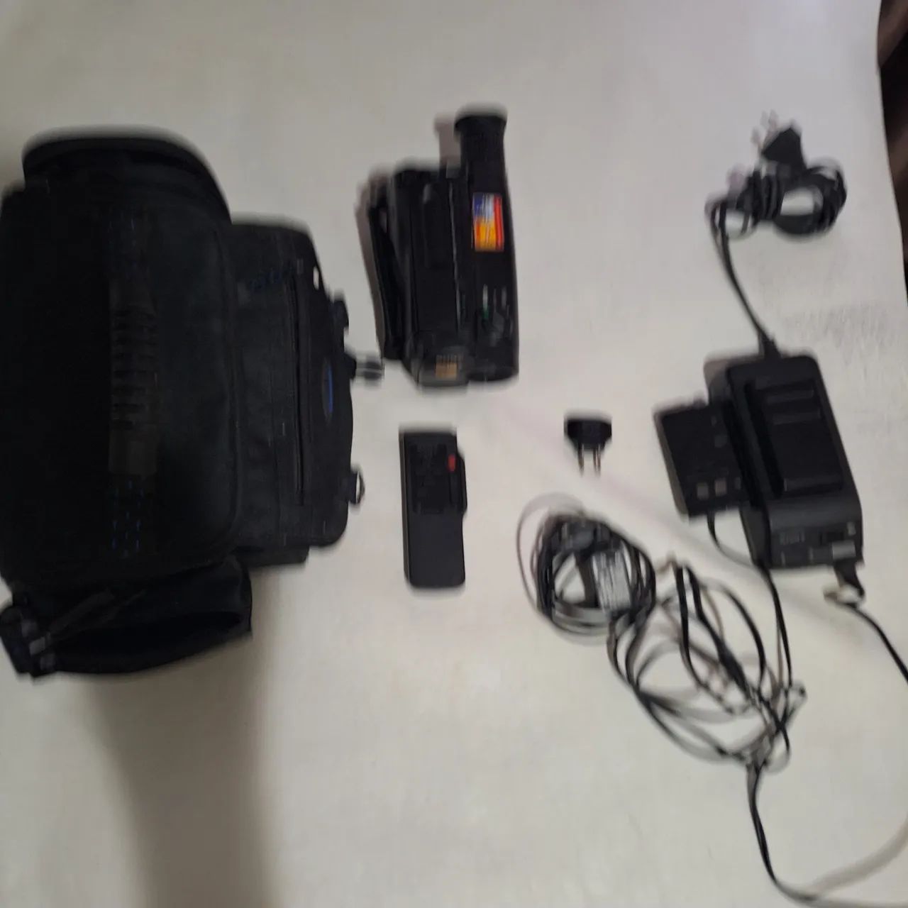 Filmadora FABIANA V8 SONY modelo CCD-TR373BR - Foto 3