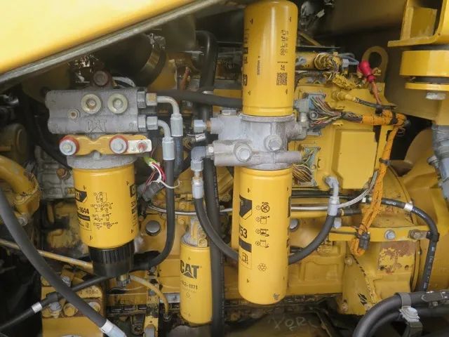 Pá carregadeira Caterpillar 938H 2008 revisada - Foto 6