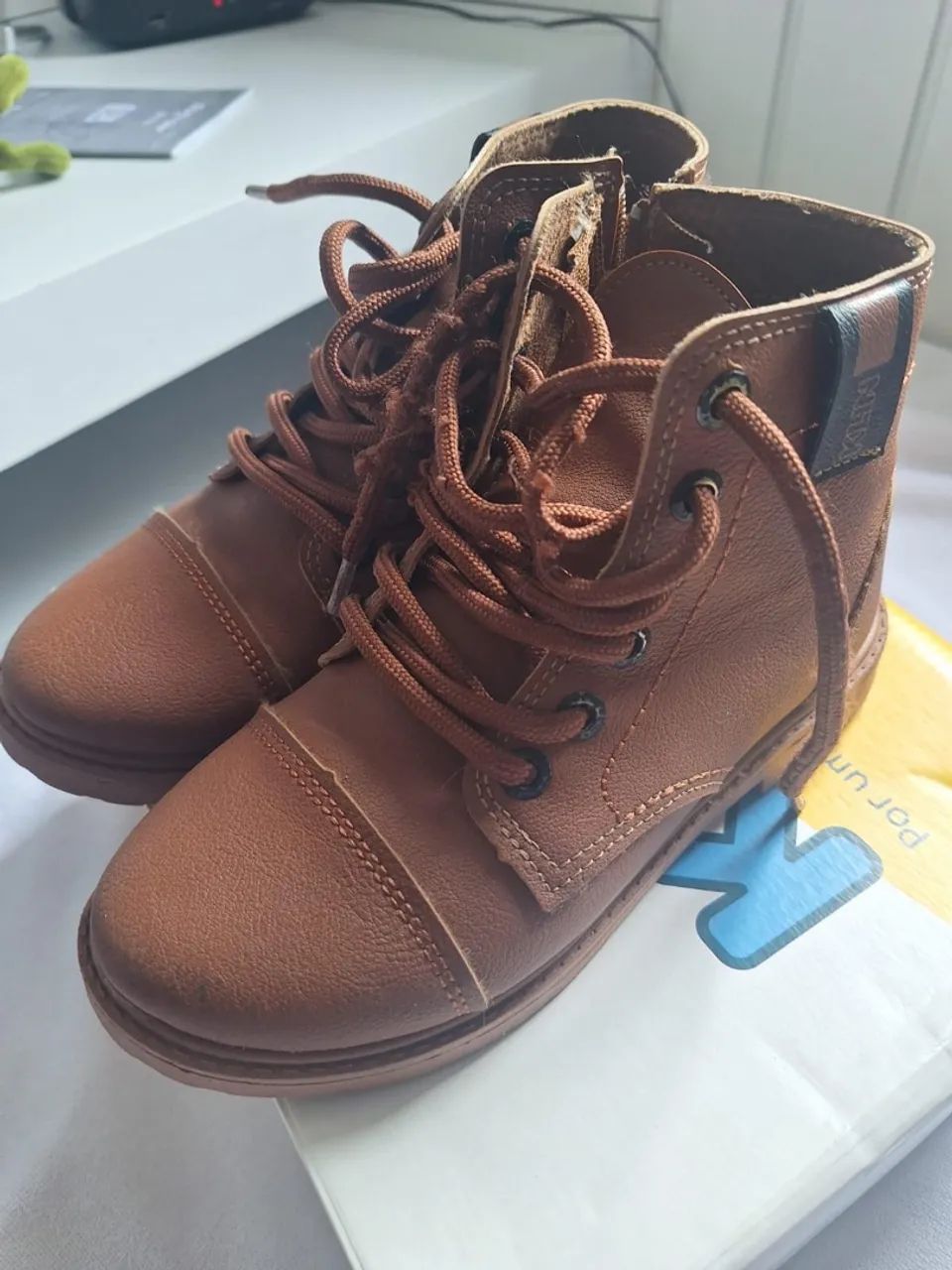 Bota Infantil Klin - Conforto e Estilo para Pequenos - Foto 4