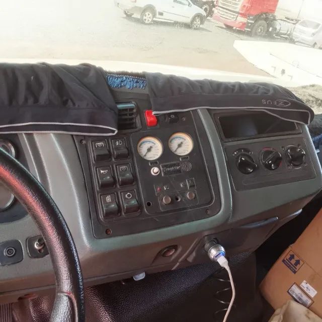 M.BENZ  LS1634 6X2 CAMINHAO CAVALO MANUAL CABINE LEITO 2007 - Foto 8