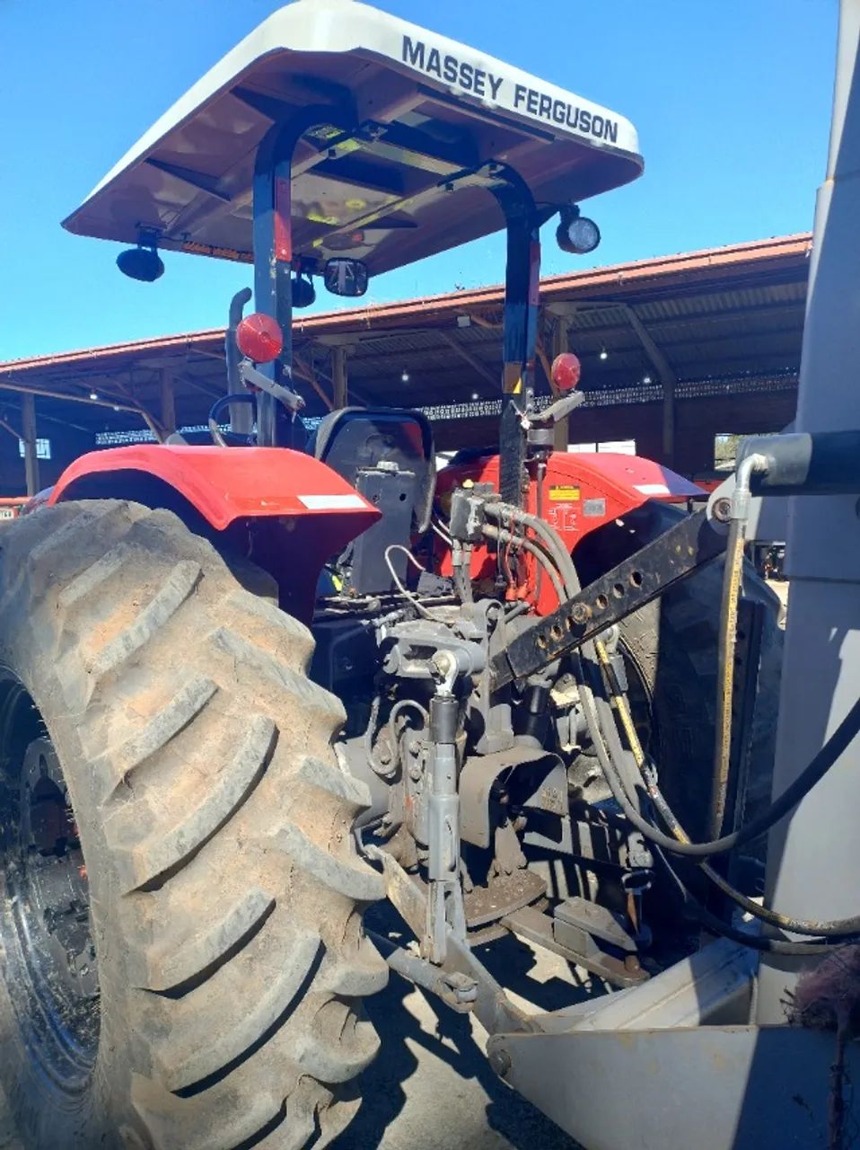 Trator Massey Ferguson - MF 4409. Fabricação 2023 - Foto 6