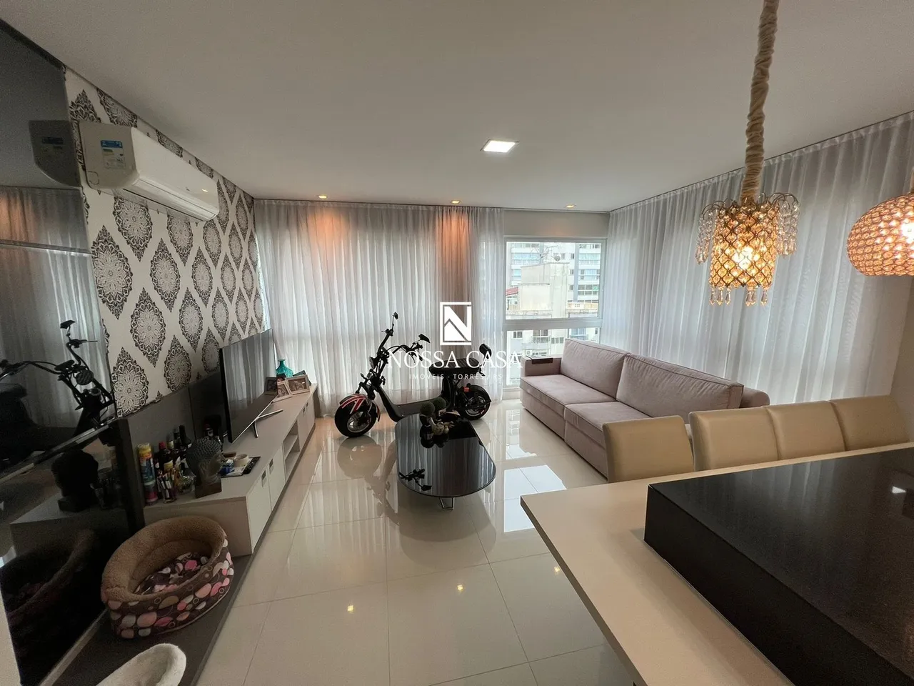Apartamento de 3 quartos no ED. CRISTAL BEACH RESIDENCE