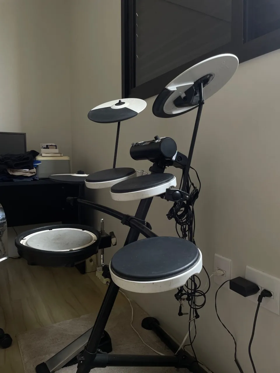 Bateria eletrônica Roland Td4