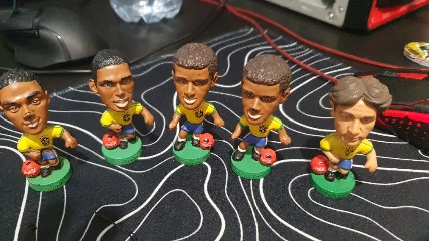 Colecionáveis anos 90 e 2000