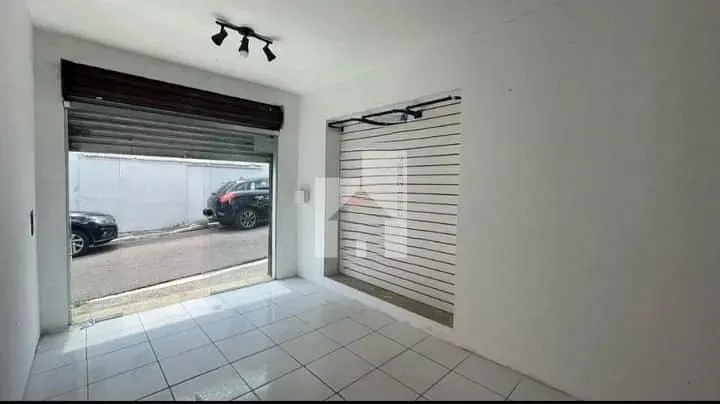 Sala para locação, 20m² com mezanino, Ótima localização, Centro, Jundiaí, SP