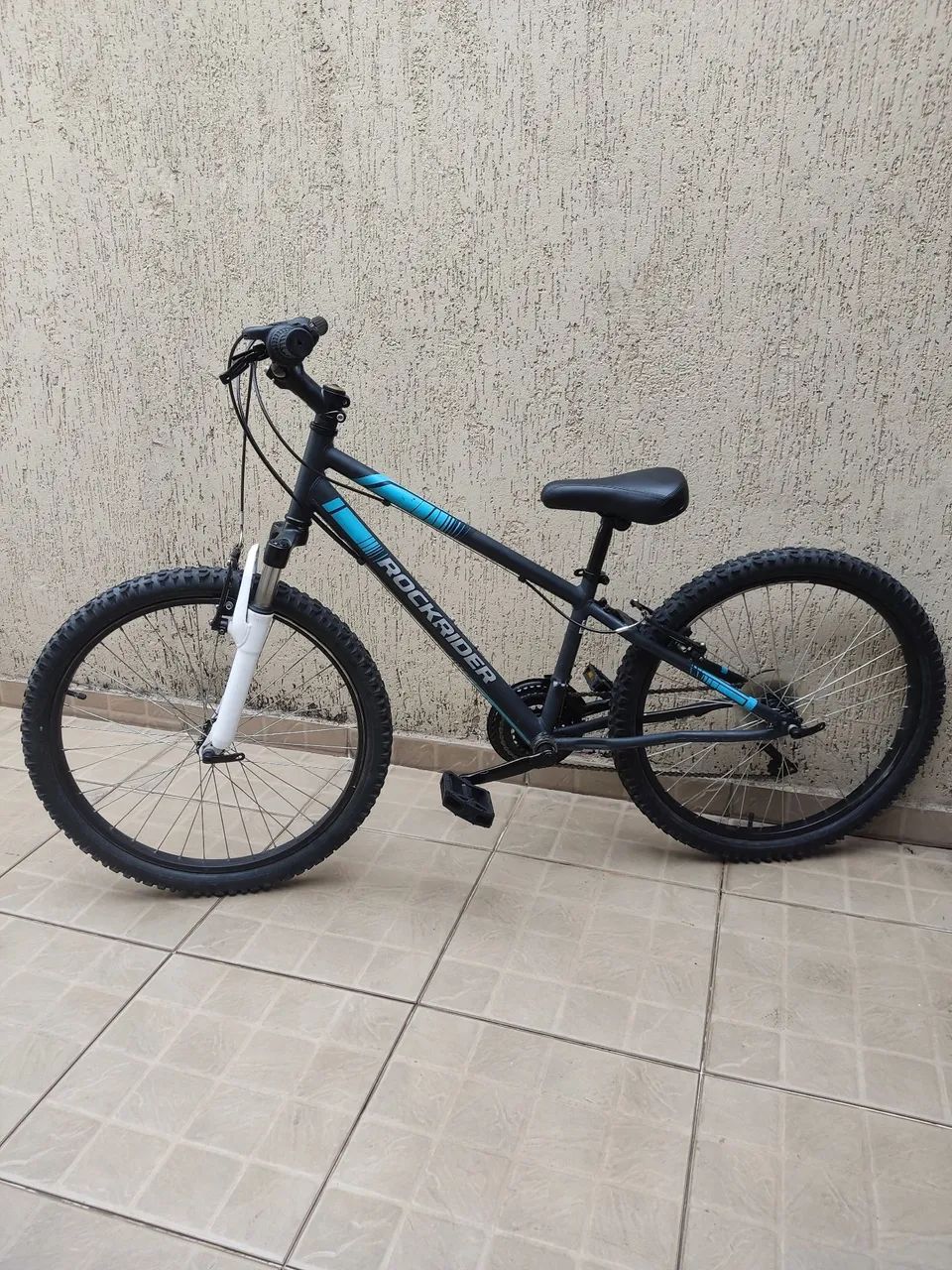 Bicicleta Rockrider ST500 aro 24 - Foto 2