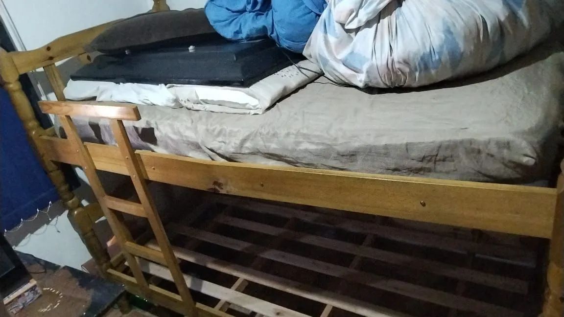 Beliche de madeira em ótimo estado - Foto 5