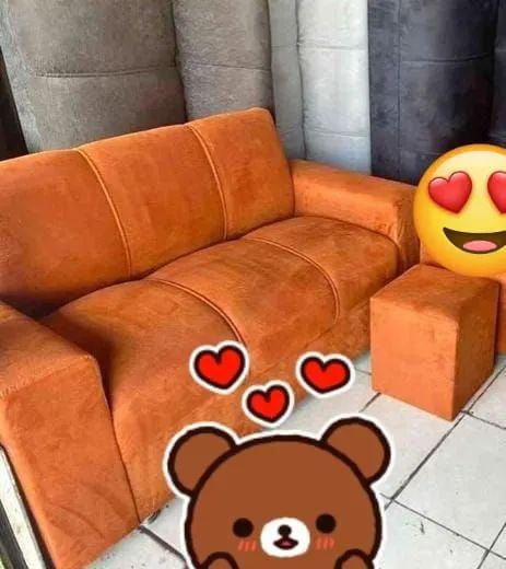 Sofá 3 Lugares + Puff Novo - Design Moderno - Foto 3