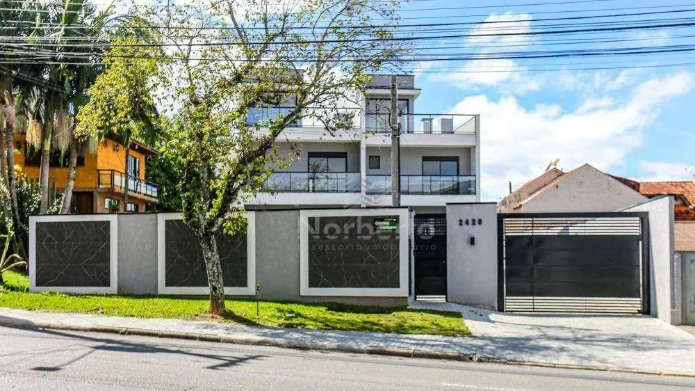 Sobrado com 3 dormitórios à venda, 160 m² por R$ 1.075.000,00 - Bom Retiro - Curitiba/PR
