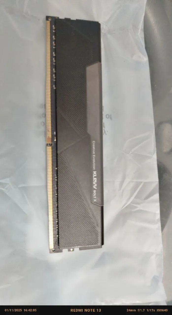 KLEVV BOLT X 8GB DDR4 RAM Memory64264605463043120