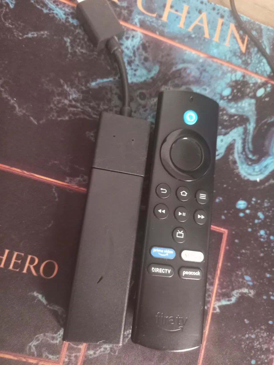 Firestick TV com controle remoto