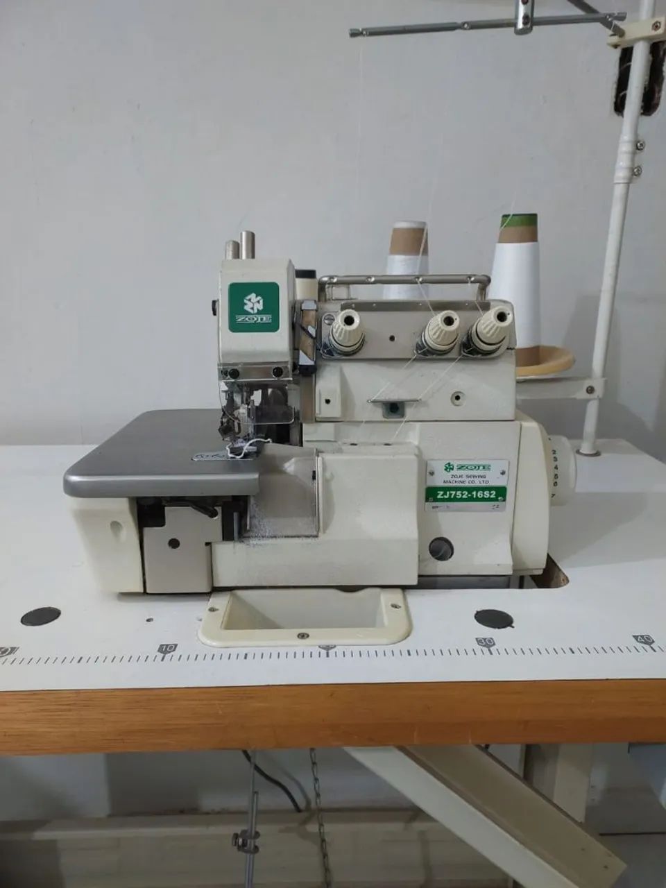 Overloque Industrial ZOTE ZJ752-1682