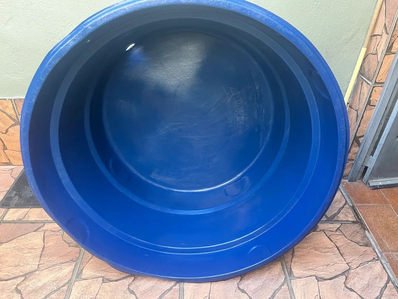 Caixa d?água 500L com pequeno furo para reparo - Foto 5