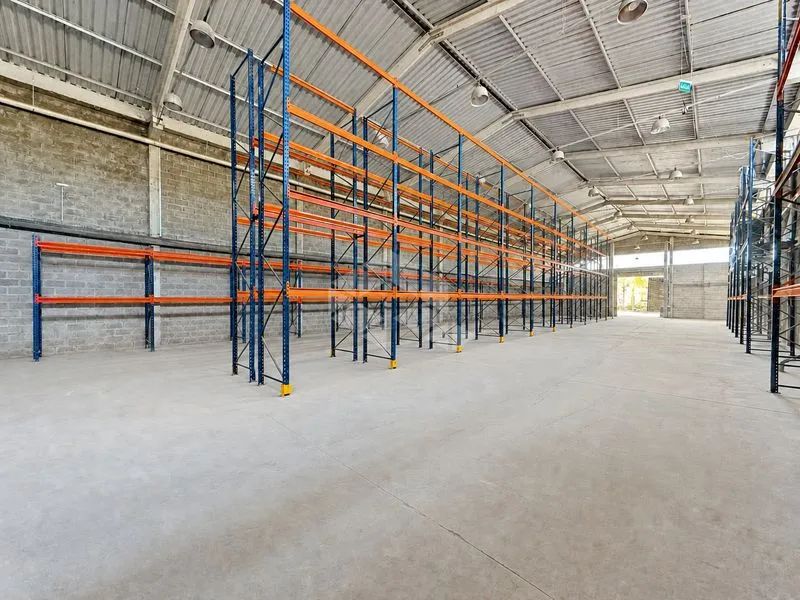 Depósito 700M² - para Alugar - Foto 4