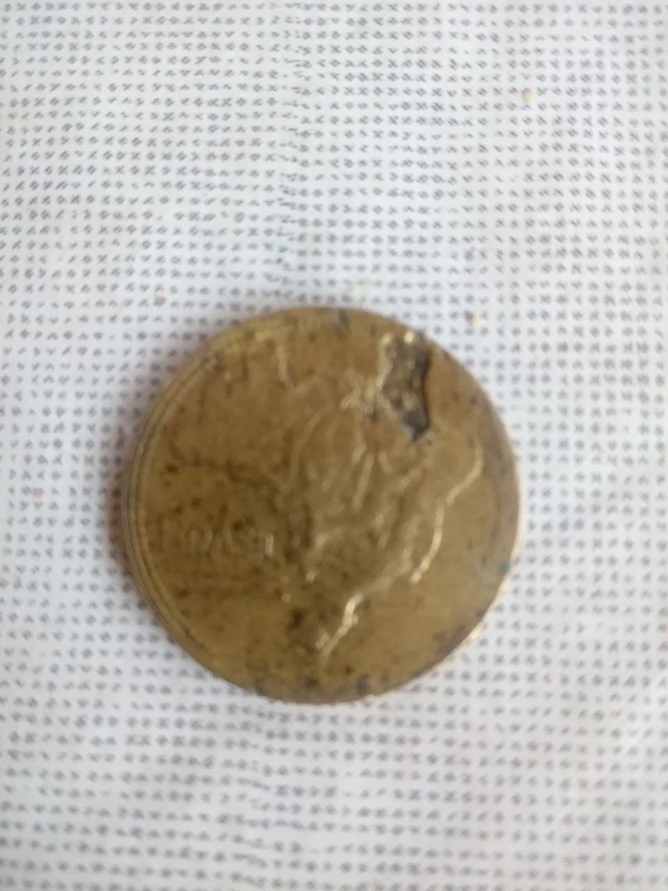 Moedas 2 cruzeiros com defeito 