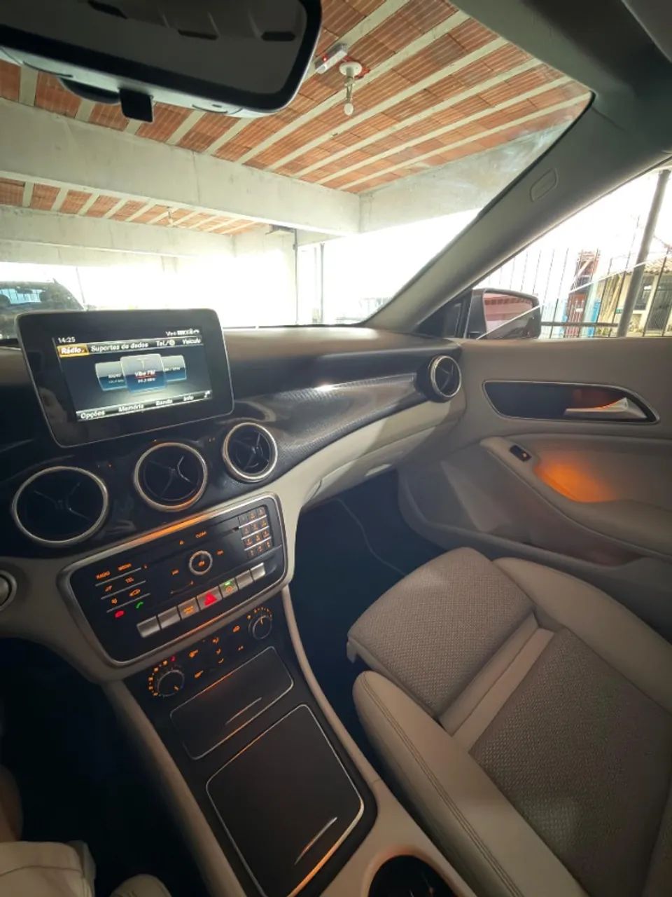 Mercedes-Benz CLA-180 1.6 16V 122cv Aut. 2018 - Foto 8