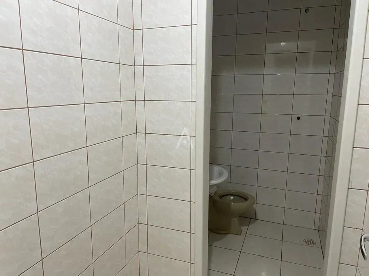 OPORTUNIDADE  IMÓVEL COMERCIAL PARA LOCAÇÃO NO CENTRO DE CASCAVEL - Foto 5