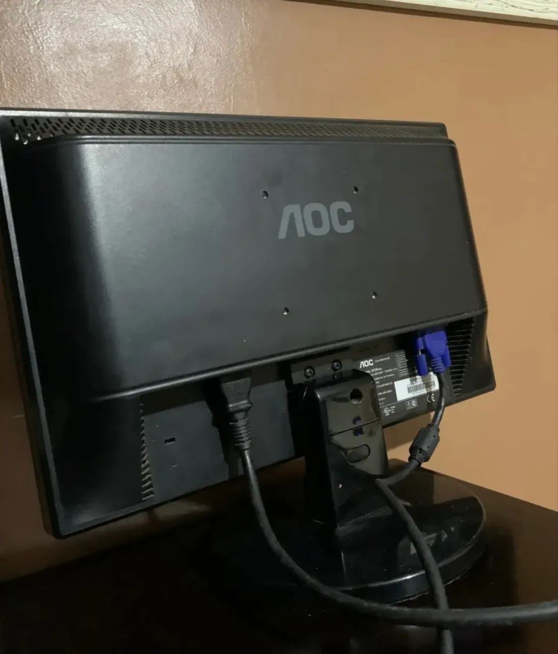 Monitor Aoc 15,6 1619swa - Funcionando Perfeitamente (Usado)