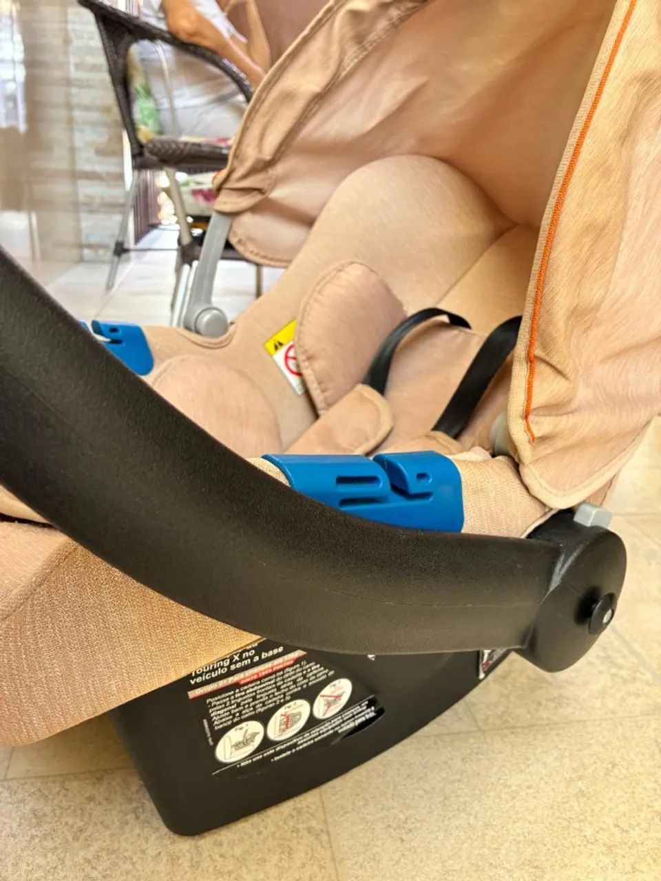 Bebê conforto da marca Burigotto Touring X em excelente estado de conservação - Foto 2