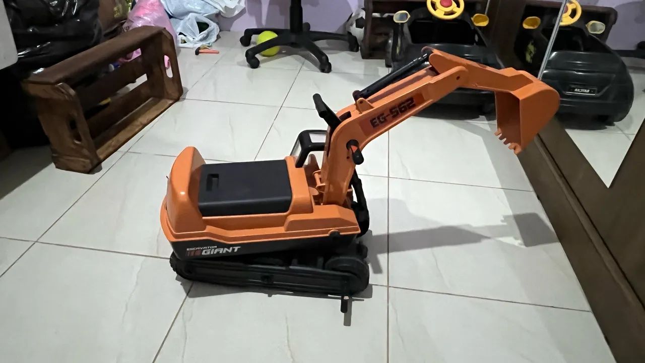 Vendo escavadeira infantil  - Foto 4