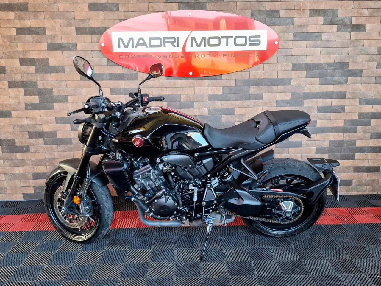 HONDA CB 1000R Black Edition - Foto 5