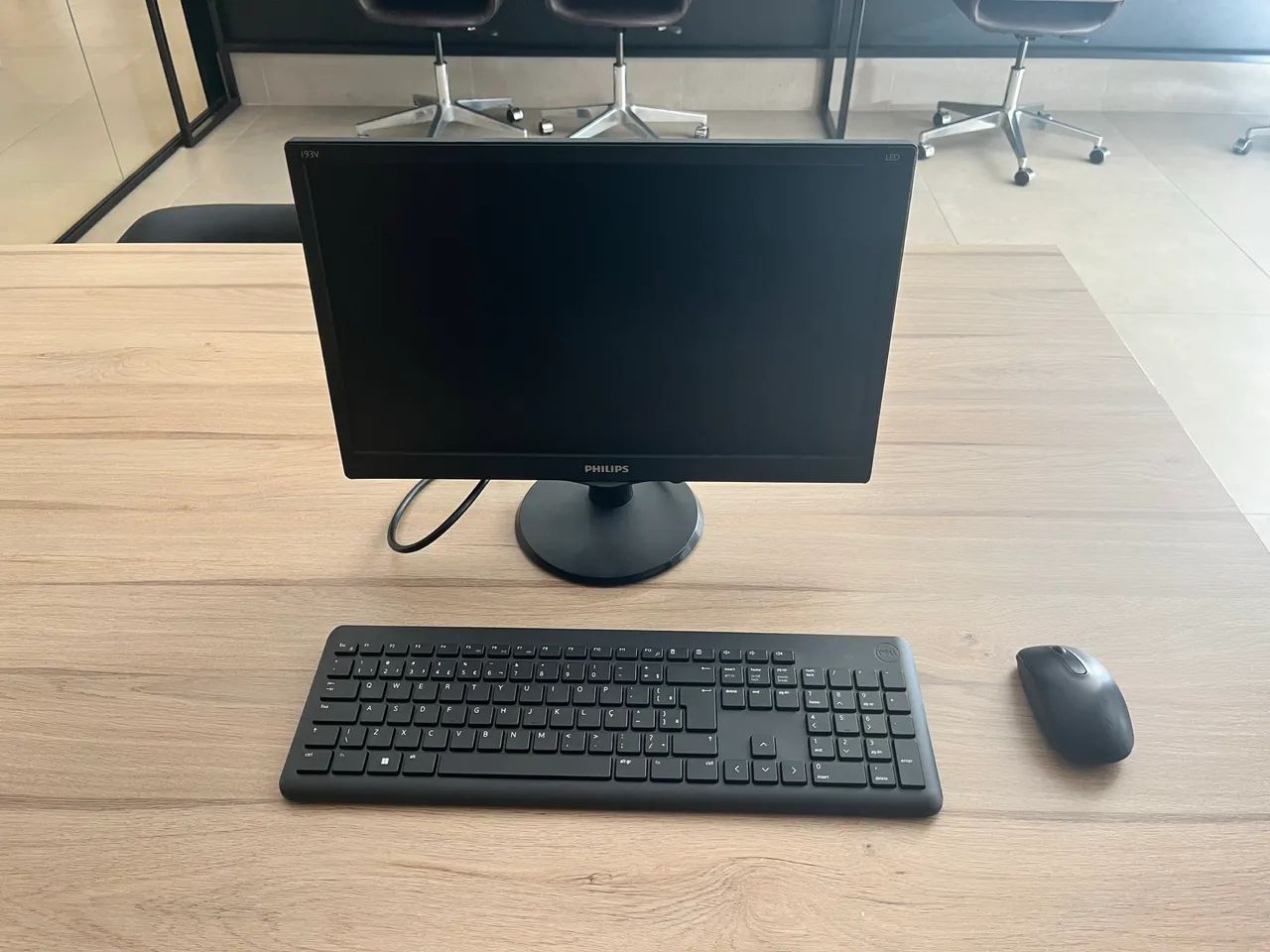 Monitor Philips Led 18.5 HDMI + Teclado e Mouse Dell