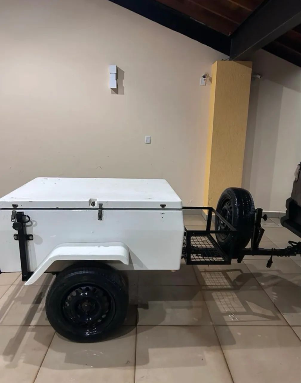 Carretinha baú 