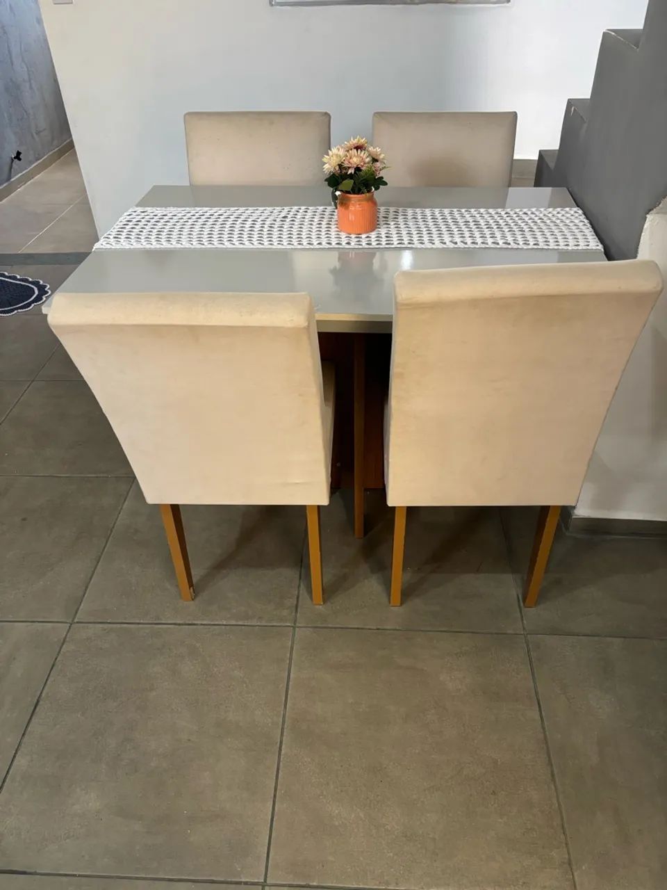 Mesa de Jantar + 4 Cadeiras - Foto 2