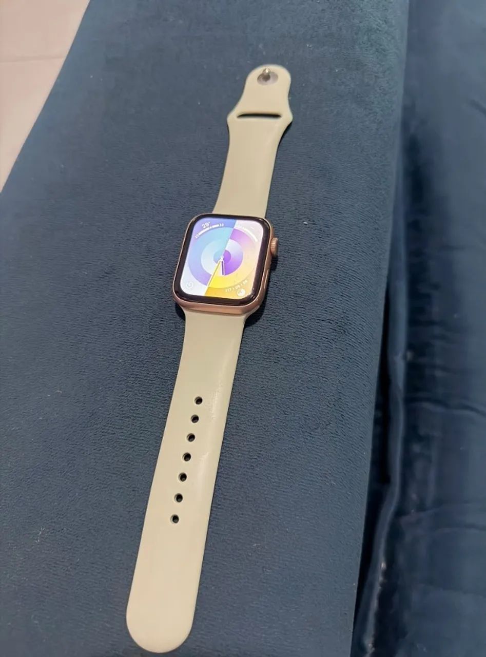 Apple Watch SE - 44mm