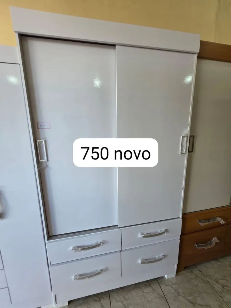 GUARDA ROUPAS DE SOLTEIROS NOVOS