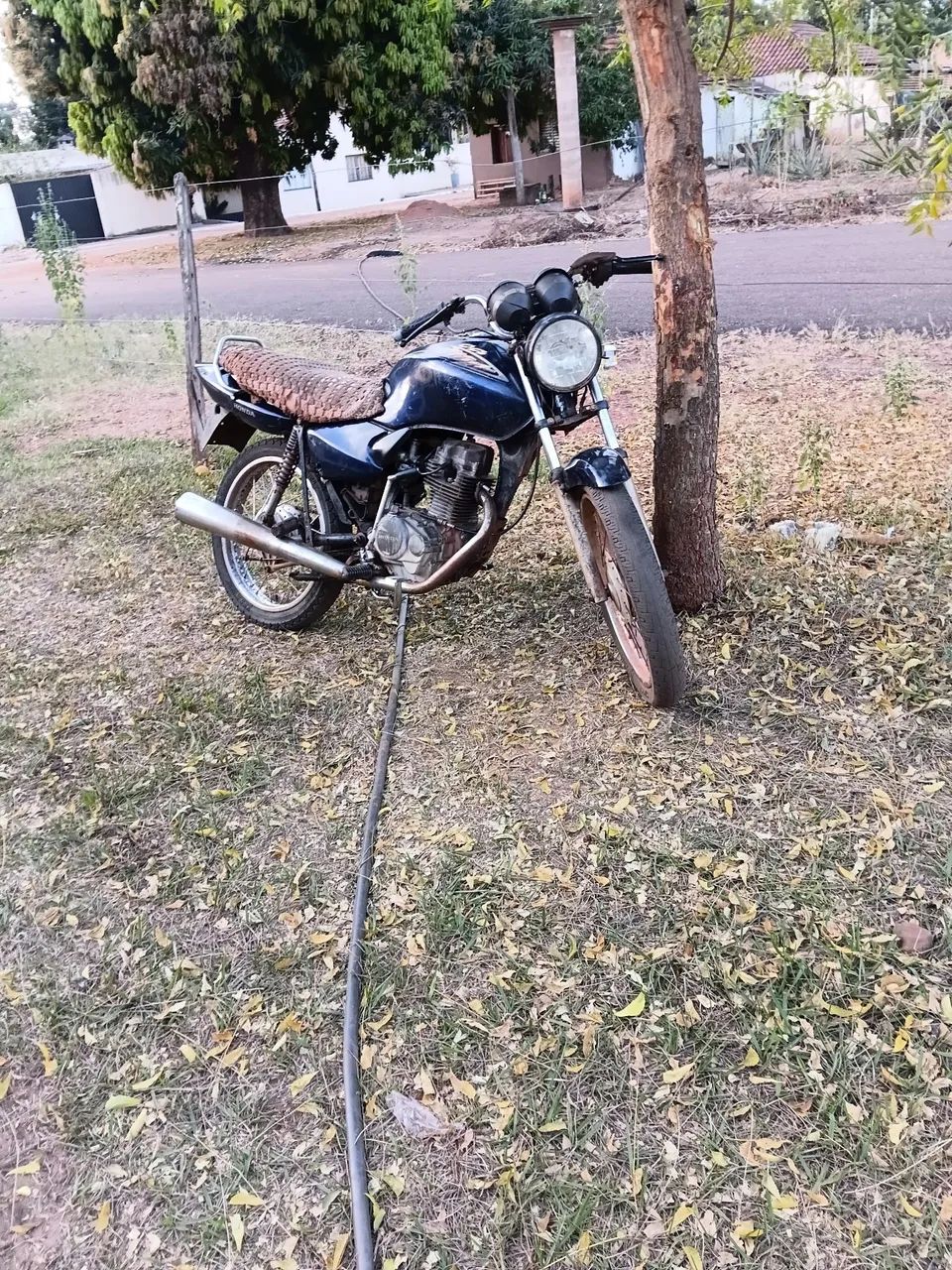 Titan 125 2003  - Foto 5
