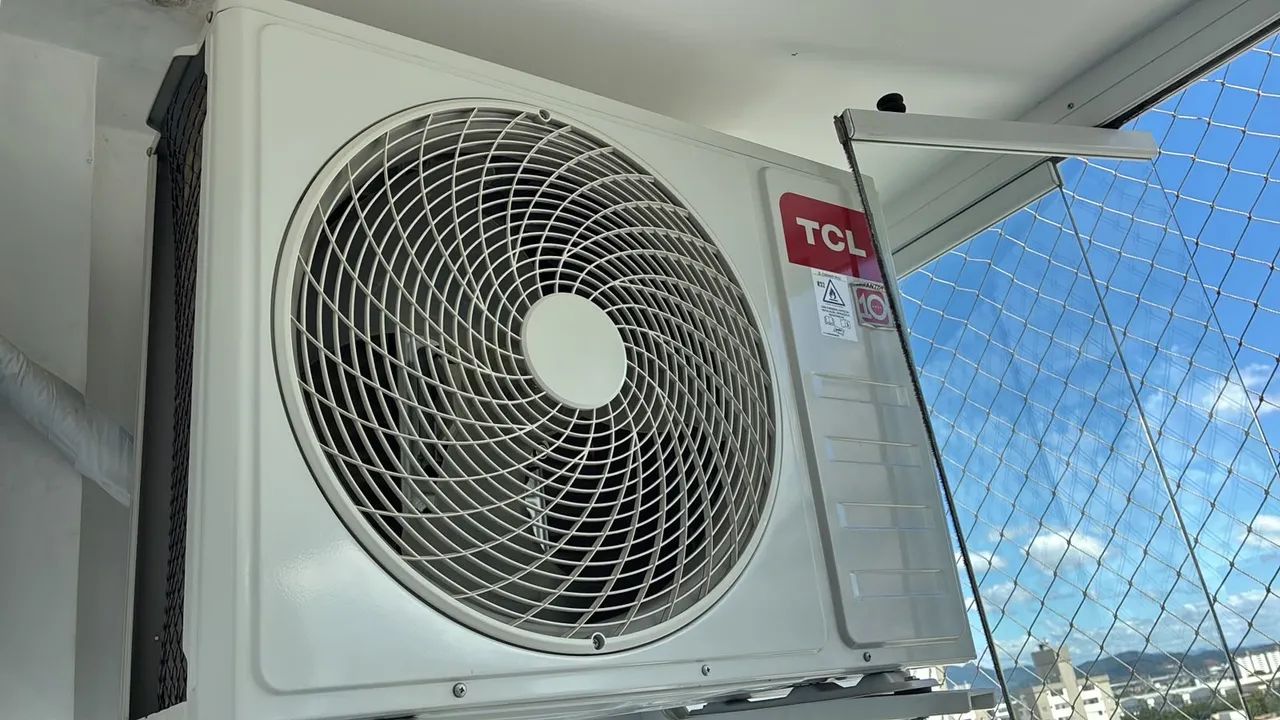 Ar condicionado TCL 18000 btus Quente/Frio 220v - Foto 2