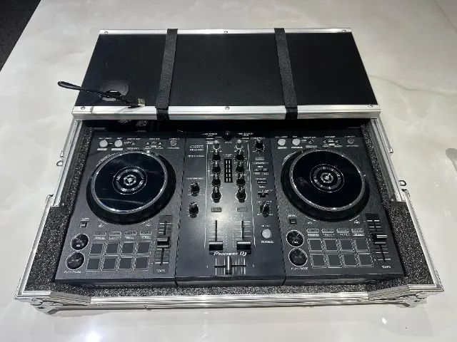 DDJ 400 CONTROLADORA + CASE 