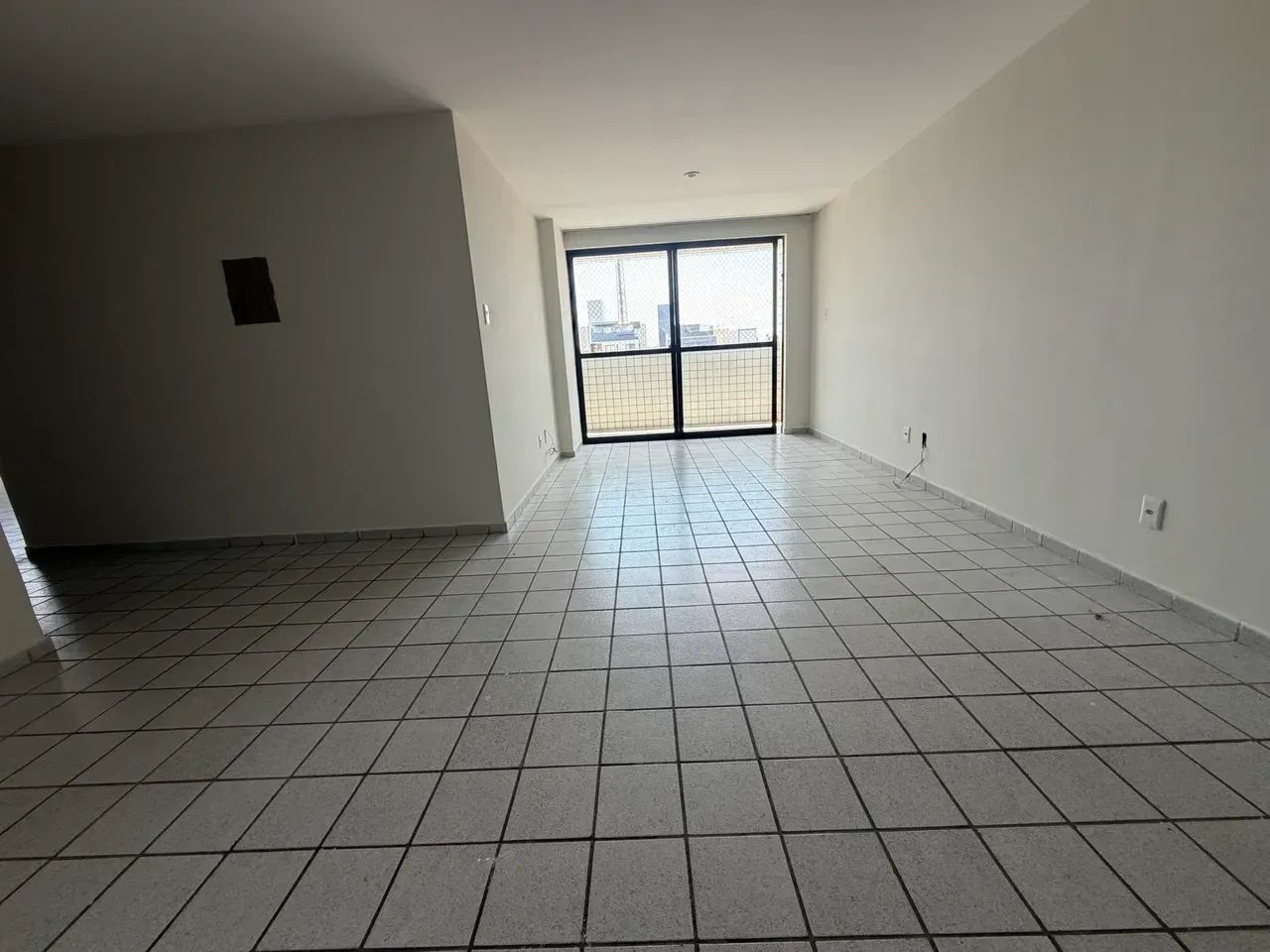 Apartamento com 3 quartos em intermares, proximo a praia - Foto 2
